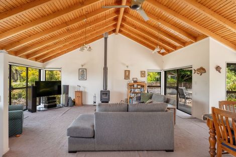 Photo of property in 28 Centennial Drive, Whitianga, 3510