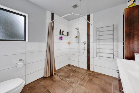 Photo of property in 17 Weld Street, Normanby, Hawera, 4614