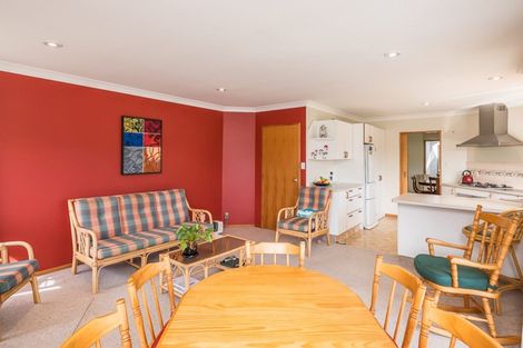 Photo of property in 11 Barrett Drive, Waikanae Beach, Waikanae, 5036
