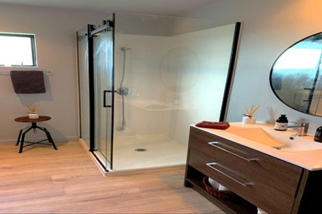 Photo of property in 42a Hill Street, Onehunga, Auckland, 1061