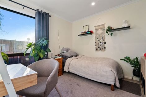 Photo of property in 7 Fermi Lane, Papakura, 2110