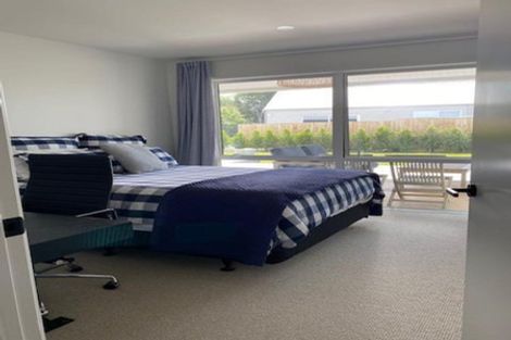 Photo of property in 4 Maeha Drive, Matakana, 0985