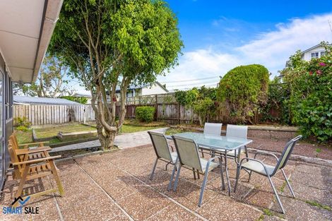 Photo of property in 9 Rerewai Place, Kelston, Auckland, 0602