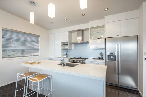 Photo of property in 9b Chilman Street, Strandon, New Plymouth, 4312