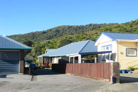 Photo of property in 1a Winnie Street, Greymouth, 7805