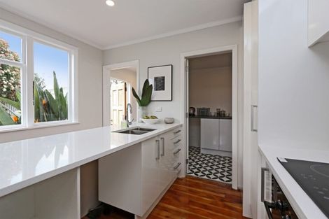 Photo of property in 41 Seddon Crescent, Marewa, Napier, 4110