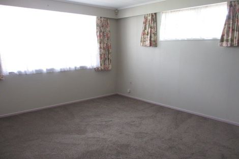 Photo of property in 110 Benmore Avenue, Cloverlea, Palmerston North, 4412