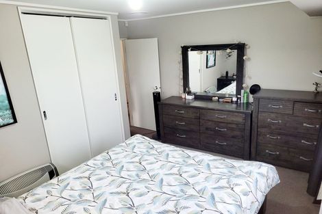 Photo of property in 53a Woodford Avenue, Henderson, Auckland, 0610