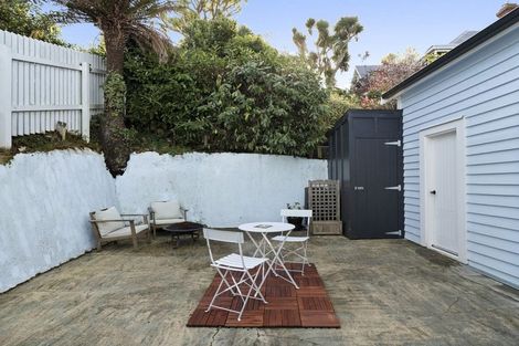 Photo of property in 27 Bruce Street, Roslyn, Dunedin, 9011