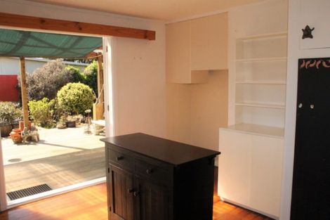 Photo of property in 35 Romilly Street, Westport, 7825