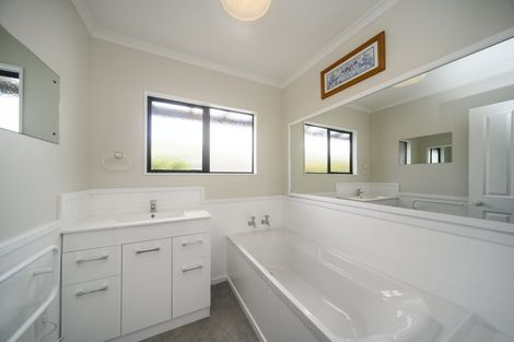 Photo of property in 188 West Street, Feilding, 4702