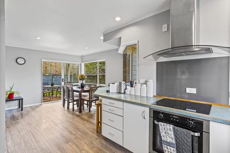 Photo of property in 20 Sunburst Court, Paraparaumu Beach, Paraparaumu, 5032