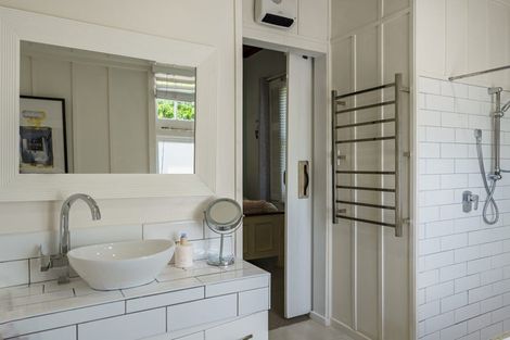 Photo of property in 1 Latham Street, Napier South, Napier, 4110