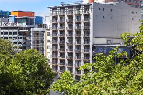 Photo of property in Atrium Towers, 5p/154 The Terrace, Wellington Central, Wellington, 6011