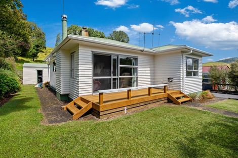Photo of property in 13 Kahu Street, Ohura, 3926