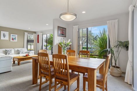 Photo of property in 30 Pine Harbour Parade, Beachlands, Auckland, 2018