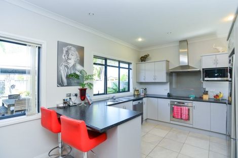Photo of property in 17 Akaroa Road, Poraiti, Napier, 4112