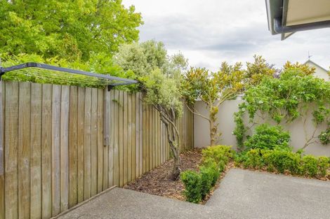 Photo of property in 15a Burdale Street, Riccarton, Christchurch, 8011