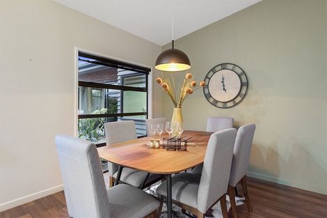 Photo of property in 32 Somerton Drive, Huntington, Hamilton, 3210