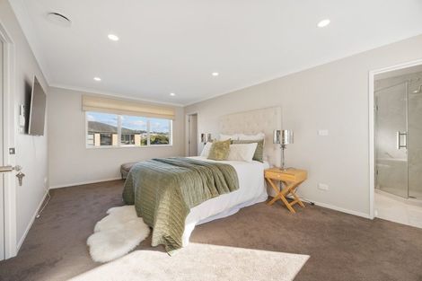 Photo of property in 5 Creggan Crescent, Flat Bush, Auckland, 2019