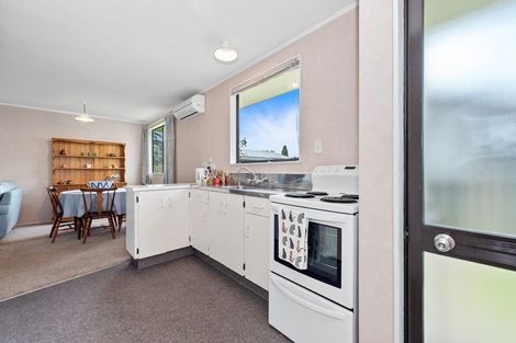 Photo of property in 19 Rigter Place, Enderley, Hamilton, 3214