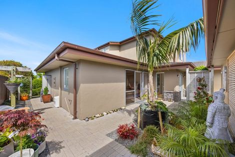 Photo of property in 3 Pounamu Place, Shelly Park, Auckland, 2014