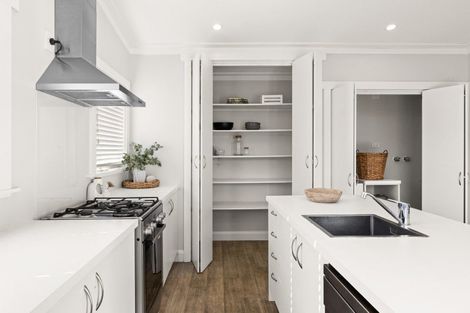 Photo of property in 93 Georges Drive, Napier South, Napier, 4110