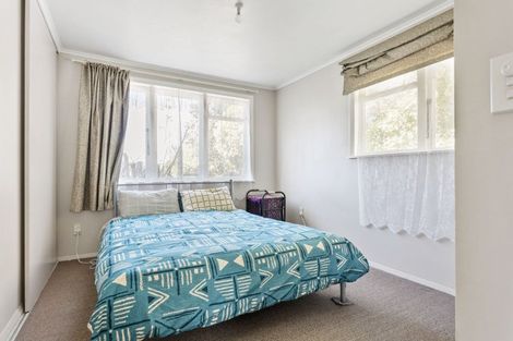 Photo of property in 25 Cambridge Terrace, Kaiti, Gisborne, 4010