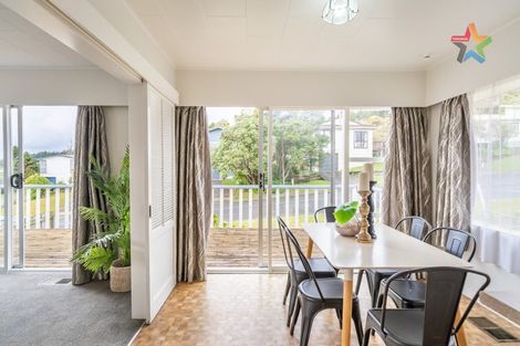 Photo of property in 8 Robson Street, Stokes Valley, Lower Hutt, 5019