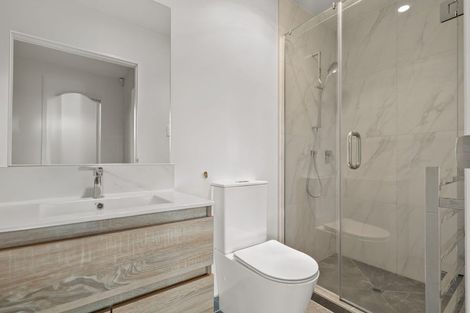 Photo of property in 13c Edinburgh Avenue, Rosehill, Papakura, 2113