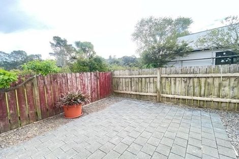 Photo of property in 77 Riverpark Crescent, Henderson, Auckland, 0610