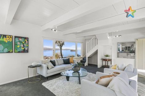 Photo of property in 30 Singers Road, Korokoro, Lower Hutt, 5012