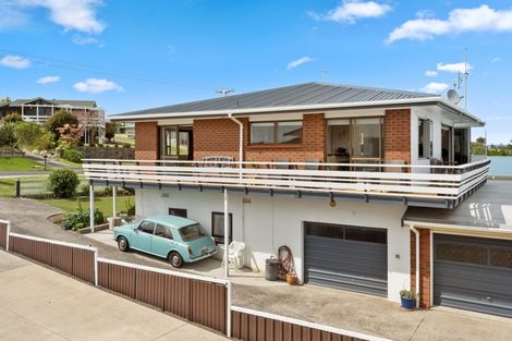 Photo of property in 138a Town Point Road, Maketu, Te Puke, 3189