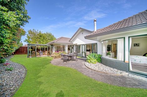 Photo of property in 26 Windsong Court, Northpark, Auckland, 2013