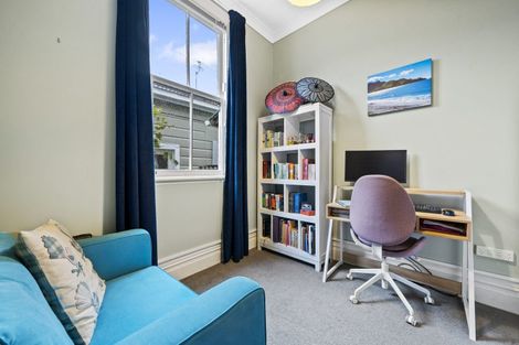 Photo of property in 8 Royal Street, Berhampore, Wellington, 6023