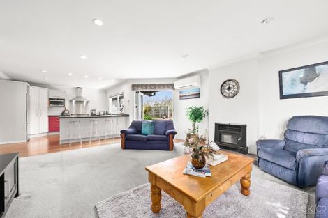Photo of property in 41 Arahiwi Grove, Tirohanga, Lower Hutt, 5010