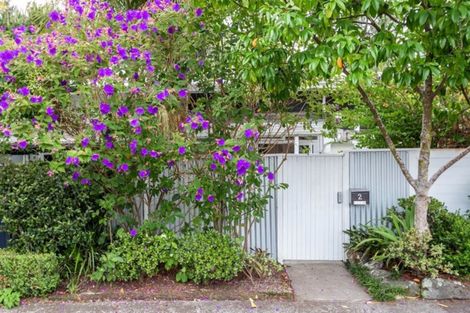 Photo of property in 2/1 Saratoga Avenue, Herne Bay, Auckland, 1011