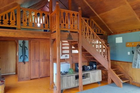 Photo of property in 145 Te Mahoe Road, Mokau, 4376