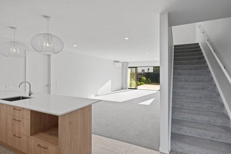 Photo of property in 17 Eminence Drive, Northwood, Christchurch, 8051