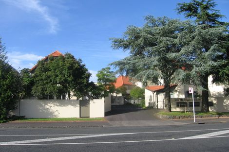 Photo of property in 201d Great South Road, Greenlane, Auckland, 1051