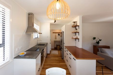 Photo of property in 215 Omata Road, Spotswood, New Plymouth, 4310