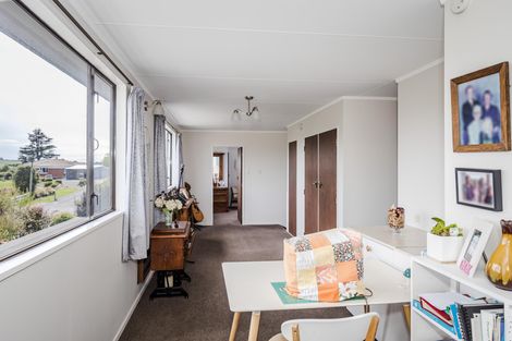 Photo of property in 36 Oban Street, Holmes Hill, Oamaru, 9401