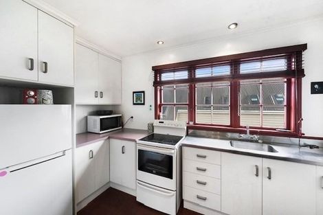 Photo of property in 1/95 Whites Line East, Waiwhetu, Lower Hutt, 5010