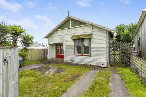 Photo of property in 15 Manuka Street, Castlecliff, Whanganui, 4501