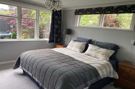 Photo of property in 24 Mangaroa Hill Road, Maoribank, Upper Hutt, 5018