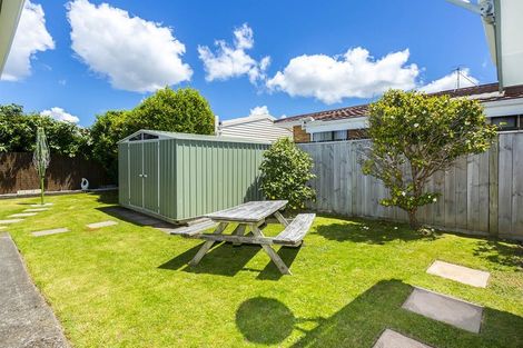 Photo of property in 17 Kiwi Street, Heretaunga, Upper Hutt, 5018