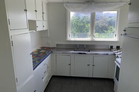 Photo of property in 148-152 Champion Street, Cannons Creek, Porirua, 5024