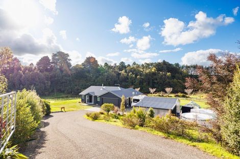 Photo of property in 147 Albert Road, Tokomaru, Palmerston North, 4474