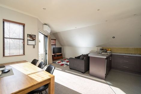 Photo of property in 4/19 Edgecumbe Street, Whitiora, Hamilton, 3200