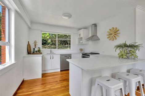 Photo of property in 9a Brois Street, Frankleigh Park, New Plymouth, 4310